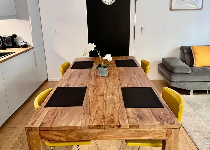 Vieil Antibes Apartment With Ac 320M From Beach